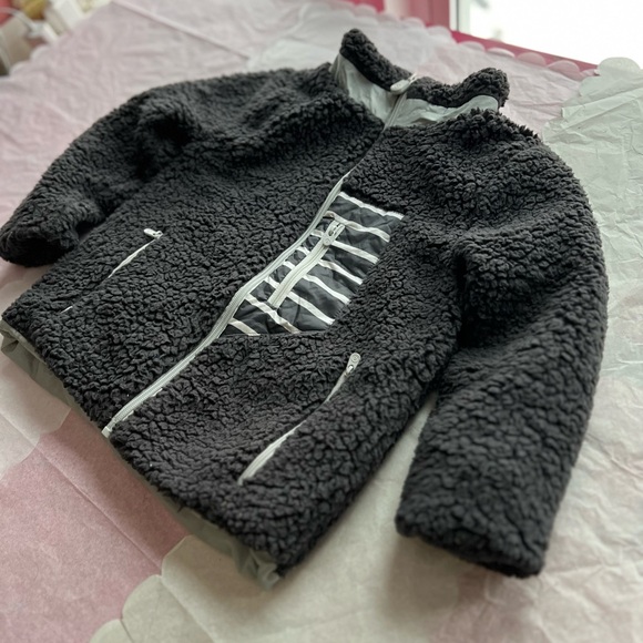 GUC Cubcoat 6-7 boys jacket zippered pocket portable panda pouch coat - Picture 7 of 16